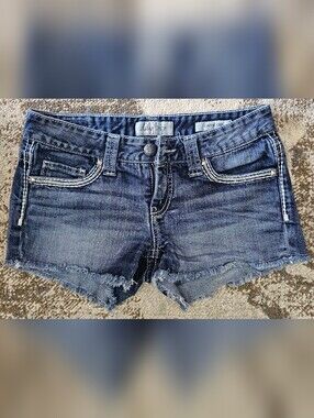 Daytrip Capricorn Frayed Hem Denim Shorts